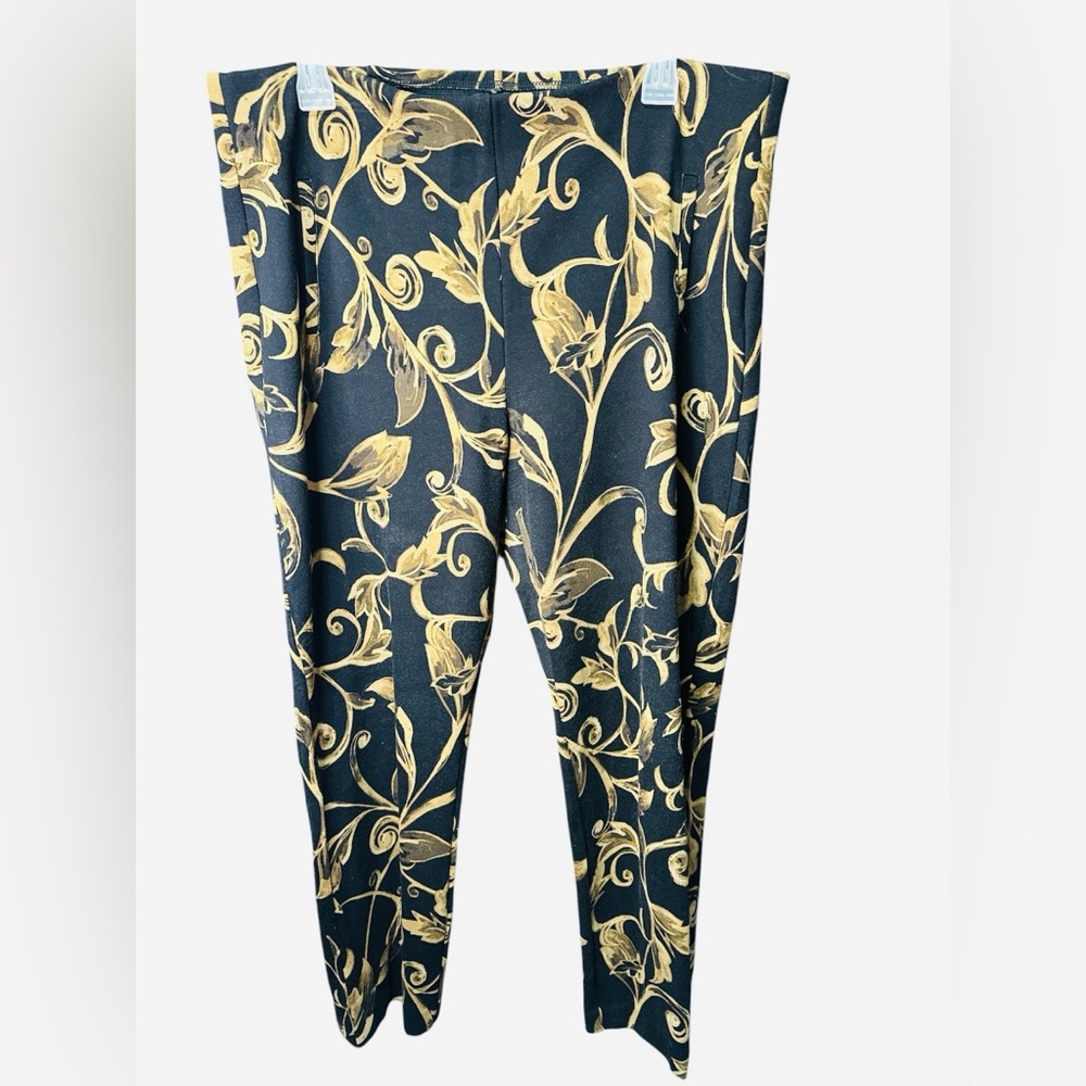 Chico's Black and Gold Stylish Pants